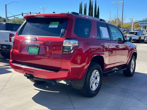 Used 2022 Toyota 4Runner SR5 Premium image 6