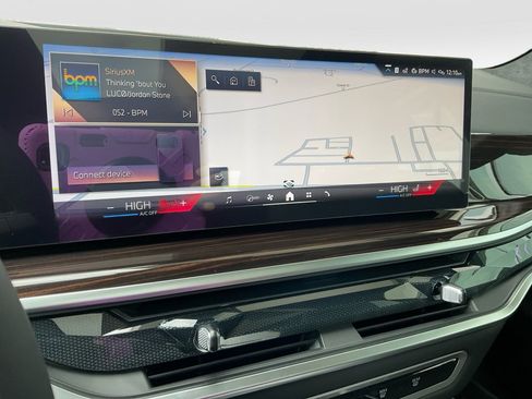 New 2026 BMW X7 xDrive40i w/ Executive Package image 17