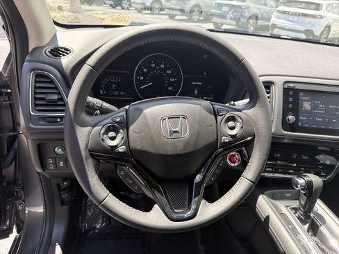 Used 2022 Honda HR-V EX-L image 42