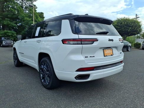 Used 2023 Jeep Grand Cherokee L Summit AWD/4WD image 23