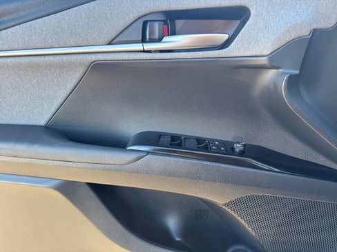 Used 2025 Toyota Camry LE image 19