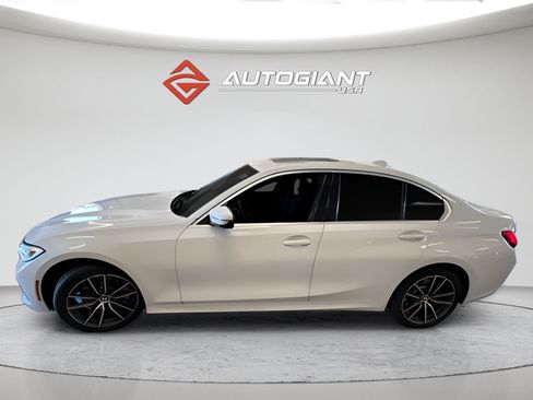 Used 2020 BMW 330i xDrive Sedan w/ Convenience Package AWD/4WD image 3