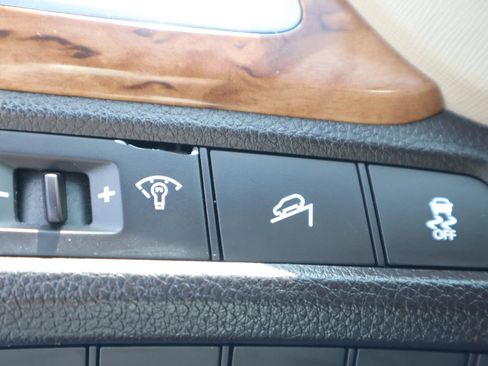 Used 2014 Hyundai Santa Fe Limited FWD image 41