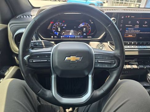 Used 2024 Chevrolet Colorado LT w/ LT Convenience Package III RWD image 14