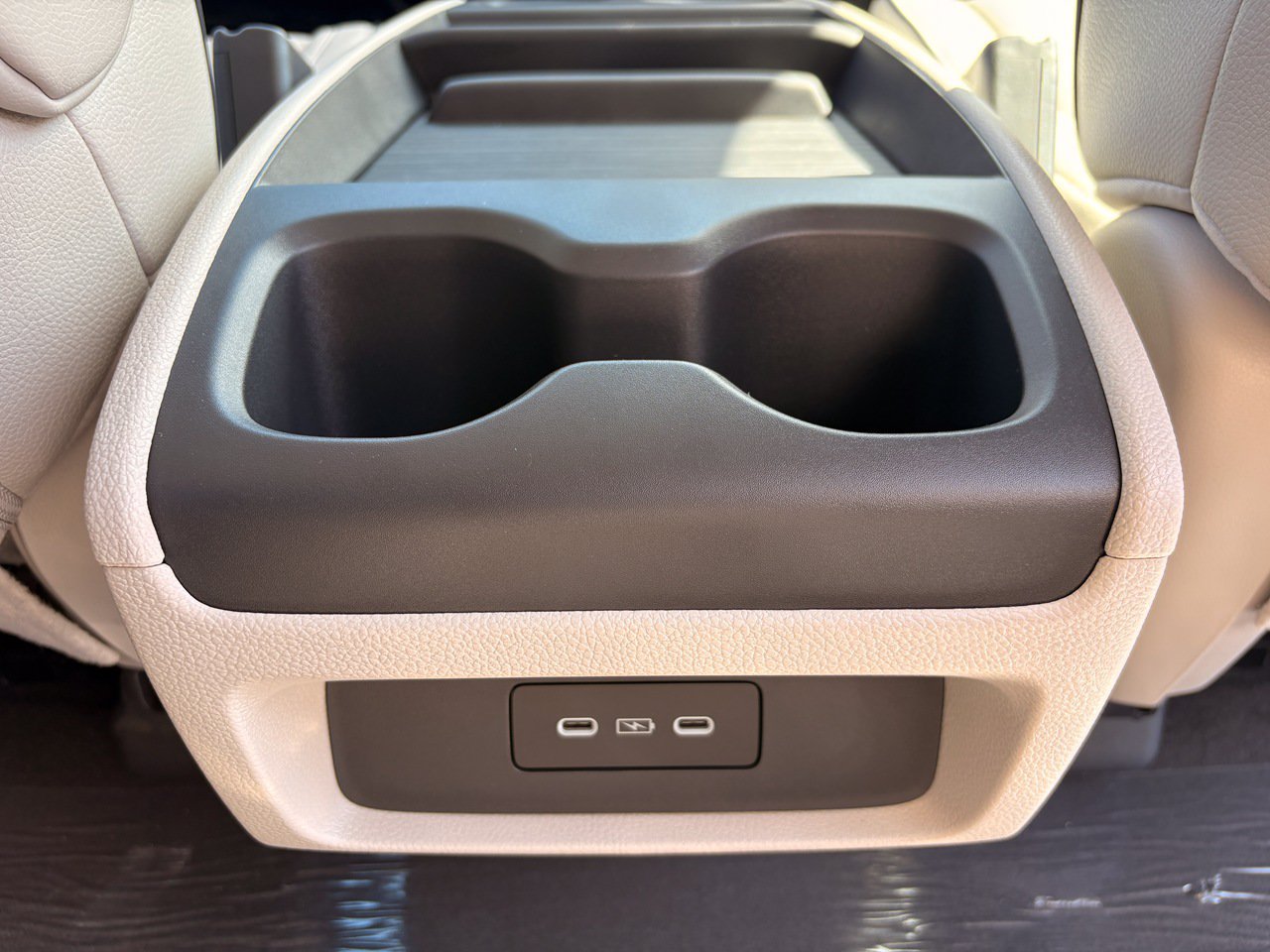New 2027 Honda Odyssey Touring image 19