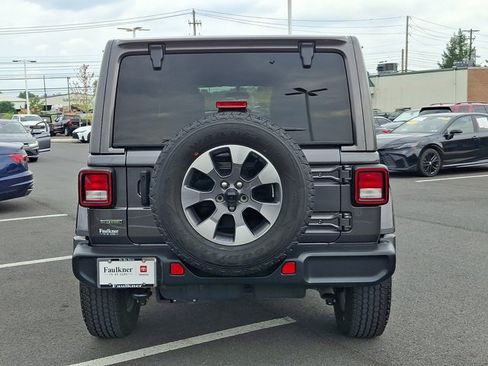 Used 2021 Jeep Wrangler Unlimited Sahara AWD/4WD image 5