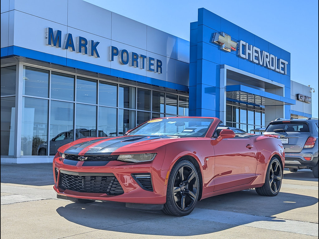 Used 2016 Chevrolet Camaro SS RWD image 1