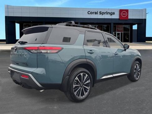 New 2026 Nissan Pathfinder Platinum w/ Cargo Package AWD/4WD image 5