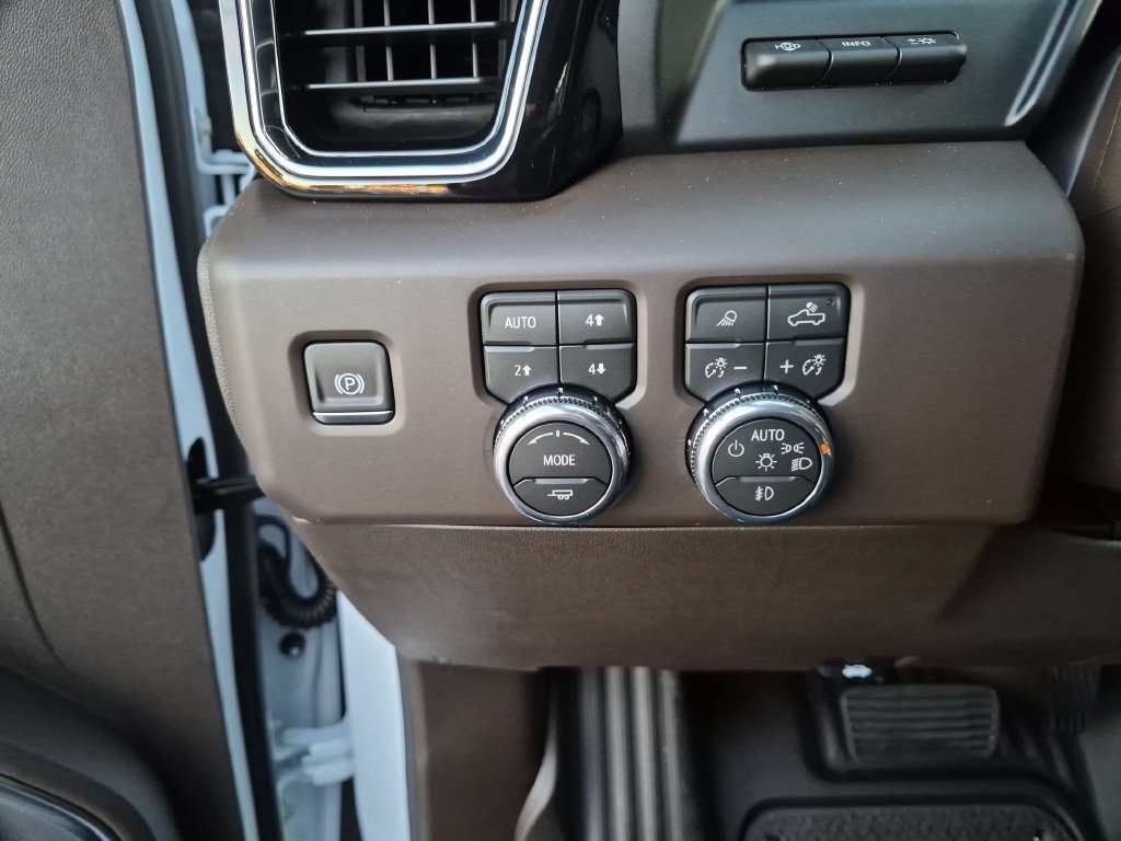 New 2026 GMC Sierra 1500 Denali AWD/4WD image 23
