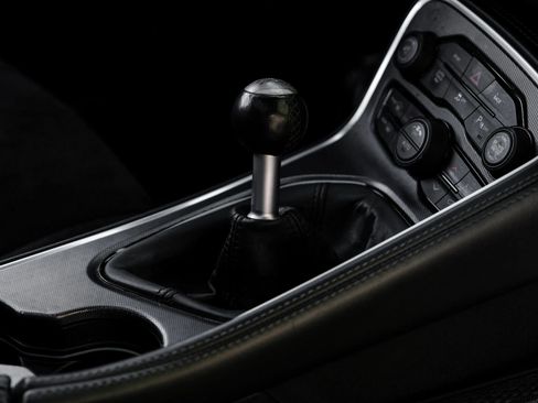 Used 2015 Dodge Challenger R/T Scat Pack w/ Leather Interior Group image 21