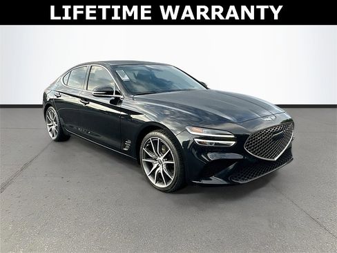 Used 2023 Genesis G70 2.0T image 1