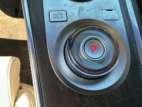 Used 2023 Genesis GV80 2.5T w/ Prestige 20" Package image 29