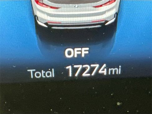 Used 2025 BMW X1 xDrive28i image 16