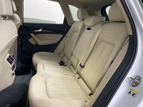 Used 2019 Audi Q5 2.0T Premium Plus w/ Premium Plus Package AWD/4WD image 22