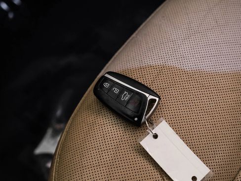 Used 2015 Hyundai Genesis 3.8 w/ Option Group 02 image 56