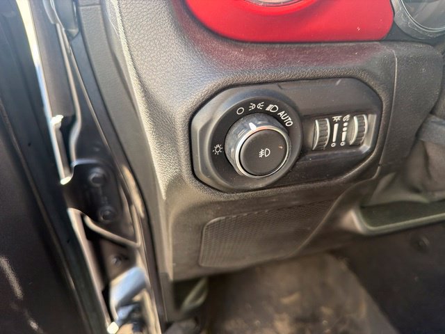 Used 2019 Jeep Wrangler Unlimited Rubicon AWD/4WD image 21