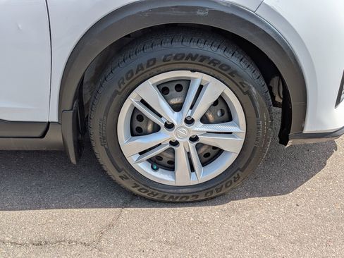 Used 2024 Nissan Kicks S FWD image 7