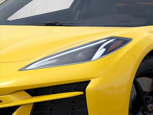 New 2025 Chevrolet Corvette E-Ray w/ ZER Performance Package image 10