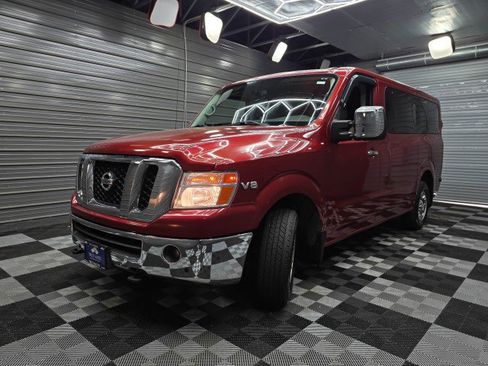 Used 2016 Nissan NV 3500 SL RWD image 32