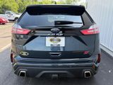 Certified 2022 Ford Edge ST w/ Equipment Group 401A image 4
