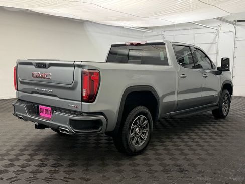 Used 2024 GMC Sierra 1500 AT4 w/ Technology Package AWD/4WD image 9
