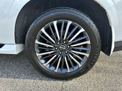 Certified 2026 Nissan Armada Platinum Reserve image 22