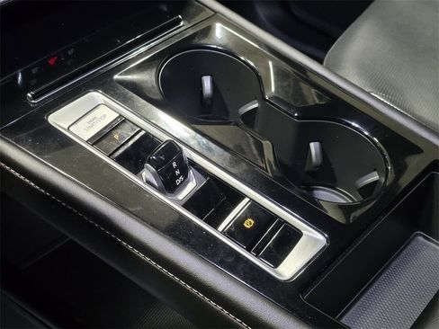 Used 2024 Volkswagen Atlas Cross Sport SEL R-Line image 16