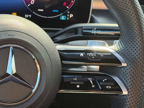 Used 2023 Mercedes-Benz C 300 Sedan image 11