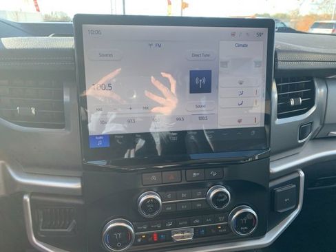 Certified 2024 Ford Expedition XLT image 16