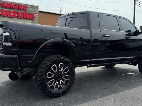 Used 2022 RAM 3500 Limited AWD/4WD image 8