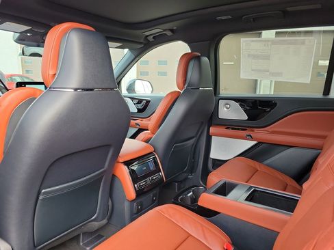 New 2026 Lincoln Aviator Reserve image 15