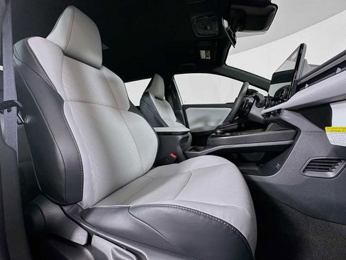 New 2026 Subaru Solterra Premium image 25