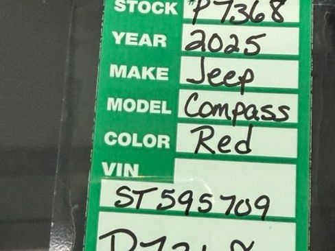 Certified 2025 Jeep Compass Limited w/ Elite Group AWD/4WD image 28