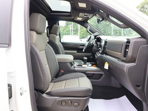 New 2026 Chevrolet Silverado 1500 ZR2 w/ LPO, Dark Essentials Package AWD/4WD image 44