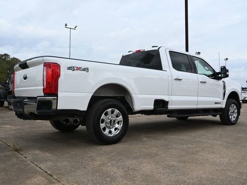 Used 2024 Ford F250 XLT image 4