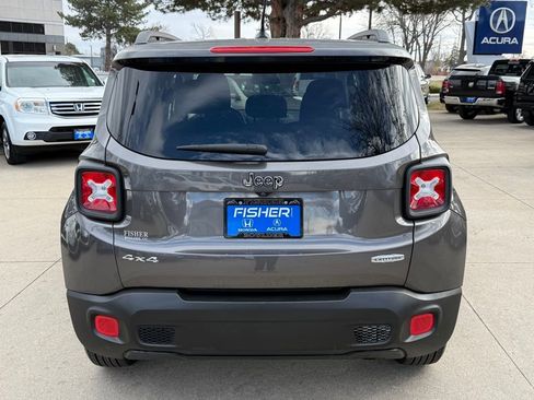 Used 2016 Jeep Renegade Latitude image 5