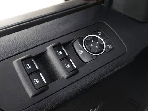 Used 2019 Ford F150 XLT w/ Equipment Group 302A Luxury AWD/4WD image 31