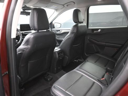 Used 2021 Ford Escape SEL image 2