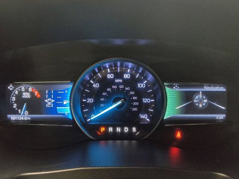 Used 2019 Ford Explorer XLT w/ Equipment Group 202A image 23