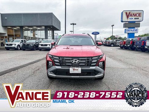 Used 2026 Hyundai Tucson SEL FWD image 2
