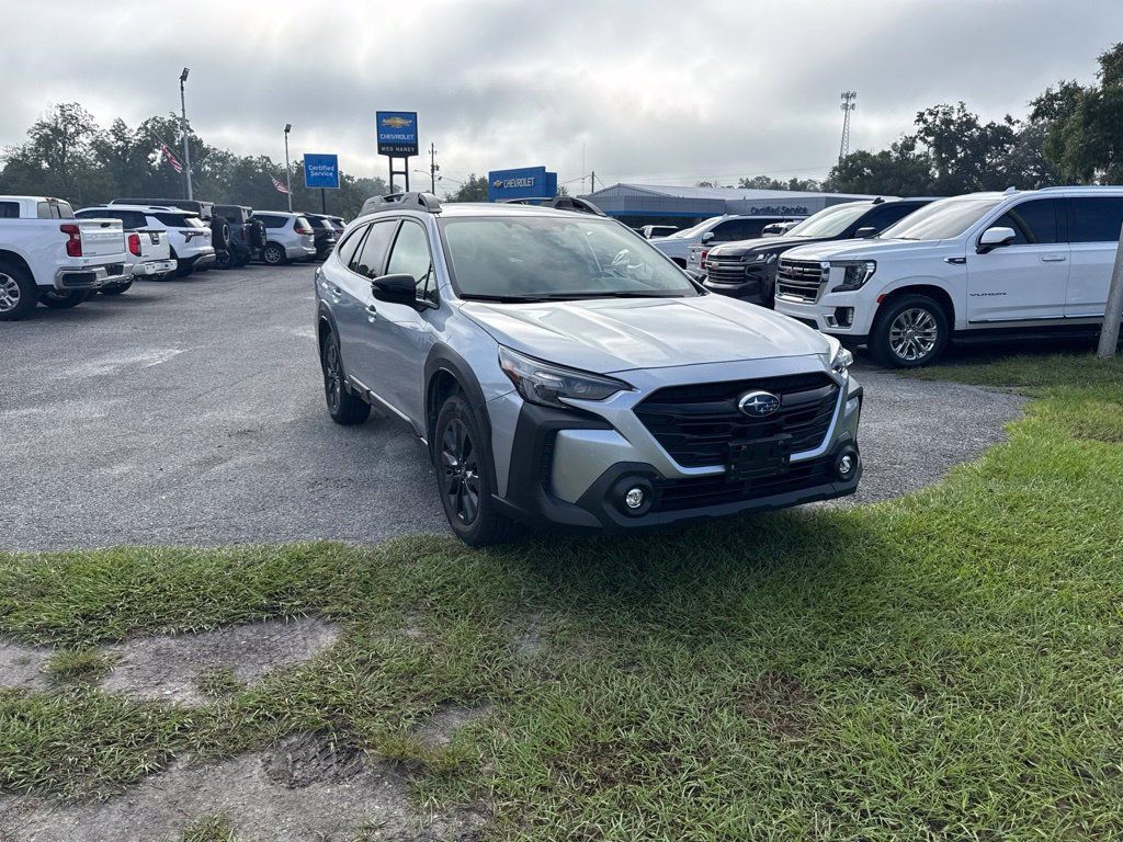Used 2024 Subaru Outback Onyx Edition AWD/4WD image 2