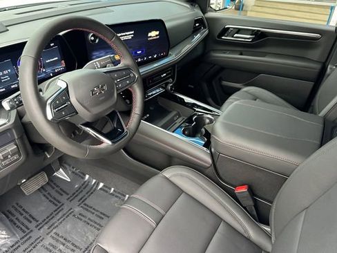 New 2026 Chevrolet Suburban RST w/ RST Capability Package image 13