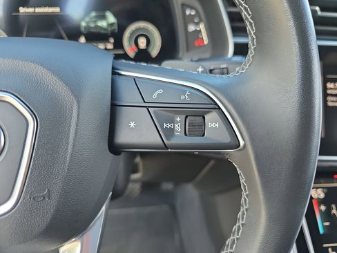 Used 2021 Audi Q8 Premium Plus w/ Premium Plus Package AWD/4WD image 18