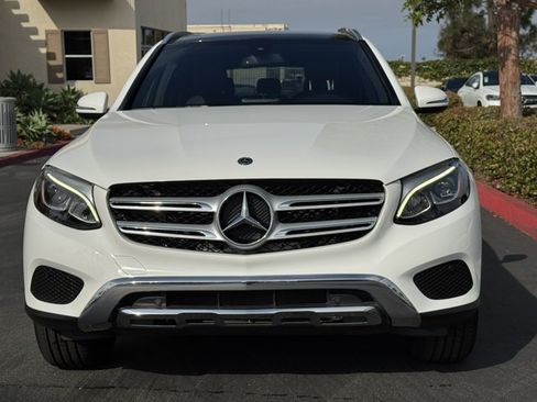 Used 2019 Mercedes-Benz GLC 300 image 3