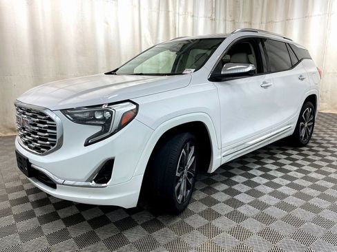Used 2019 GMC Terrain Denali w/ Driver Alert Package II image 17
