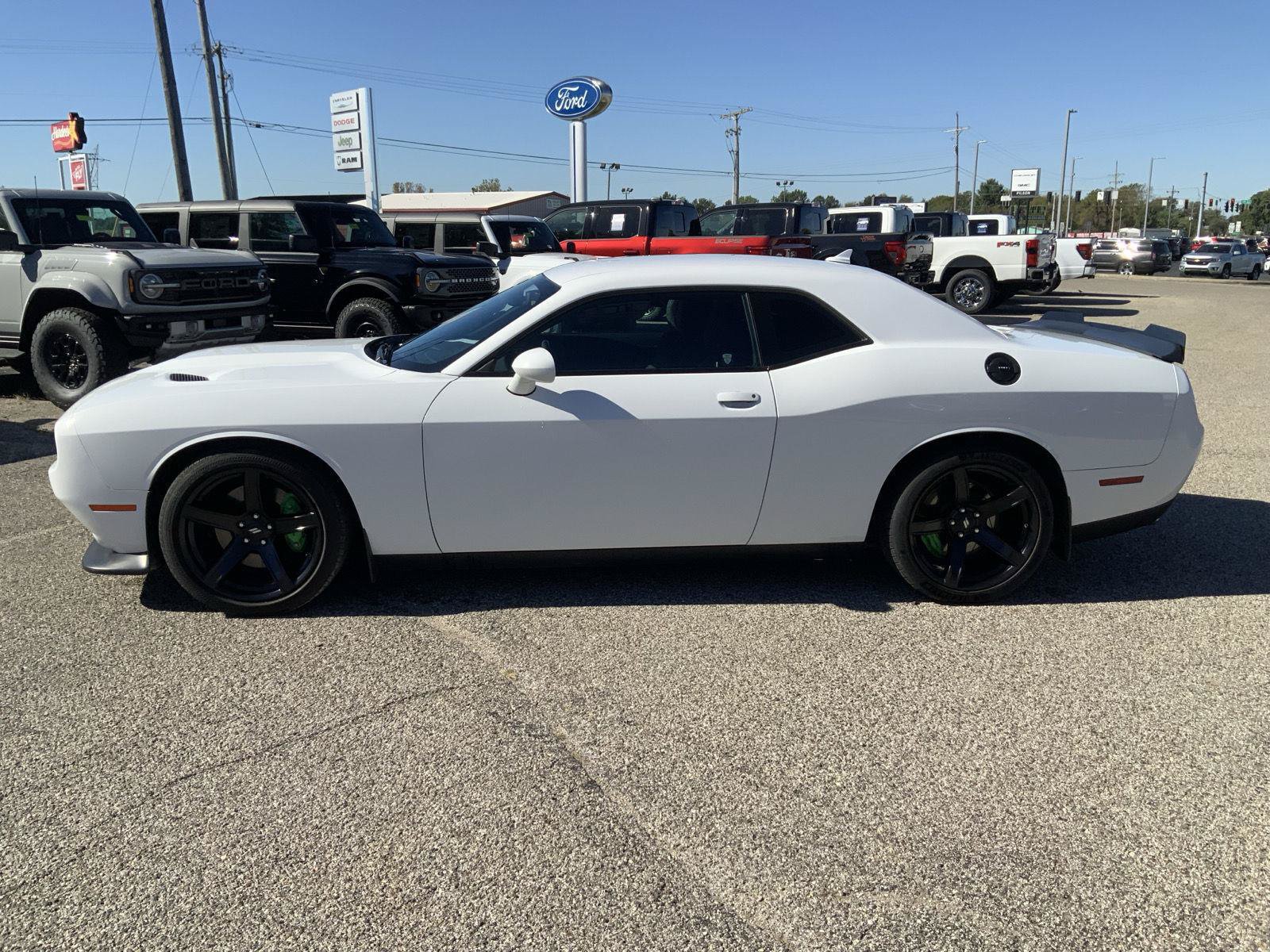 Used 2019 Dodge Challenger R/T Scat Pack w/ Driver Convenience Group RWD image 9