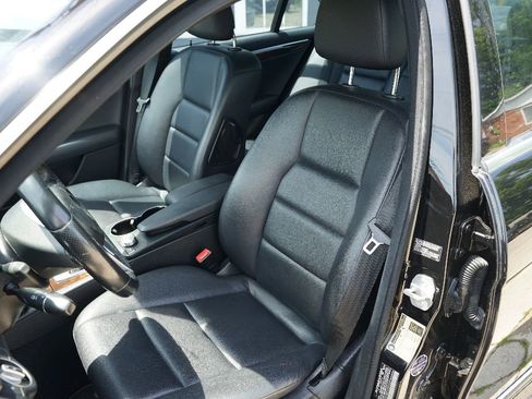 Used 2012 Mercedes-Benz C 300 4MATIC Sedan image 8