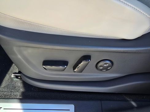 Used 2024 Nissan Ariya ENGAGE image 16