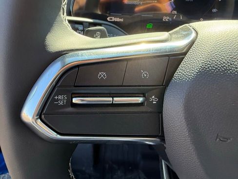 New 2026 Chevrolet Equinox EV LT image 23