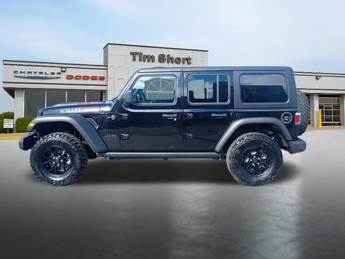 Used 2024 Jeep Wrangler Unlimited Sport AWD/4WD image 8
